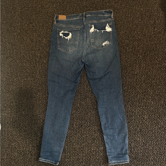 Distressed America Eagle Blue Jeans - Picture 3 of 4